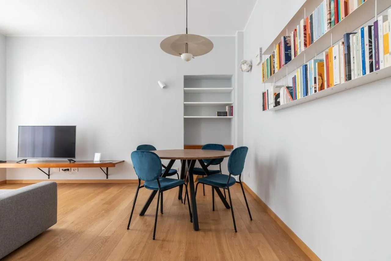 Easyhomes-Eustachi Milano Italia